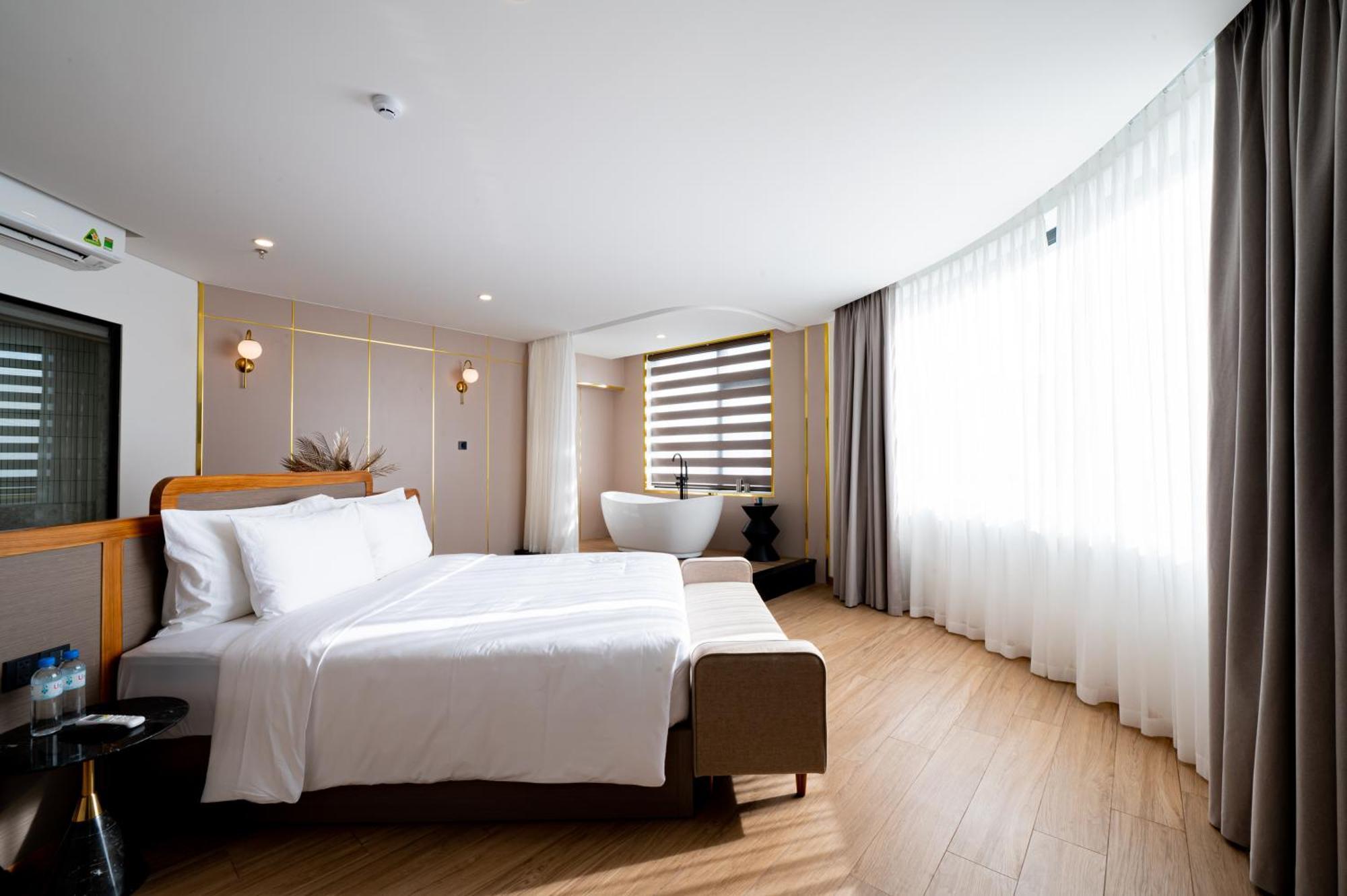 Pama Boutique Hotel & Bistro ดานัง ภายนอก รูปภาพ