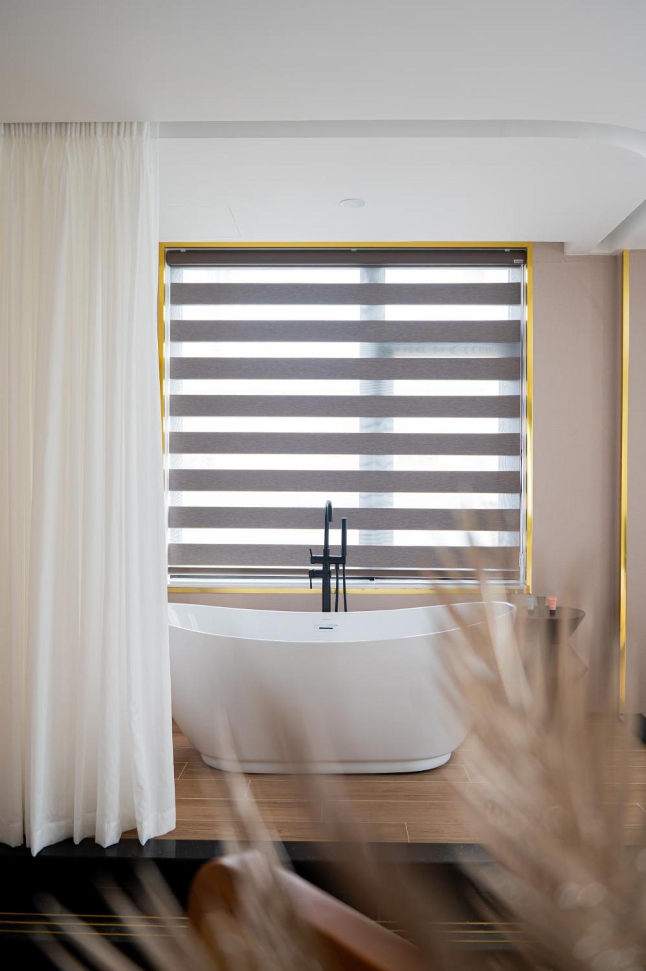 Pama Boutique Hotel & Bistro ดานัง ภายนอก รูปภาพ